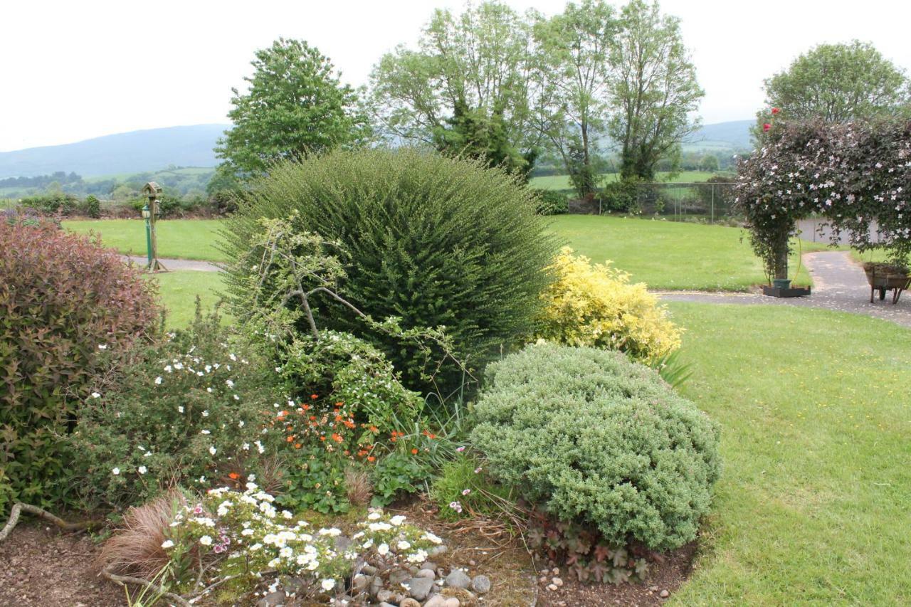 The Farm Cottages Mallow Exterior photo